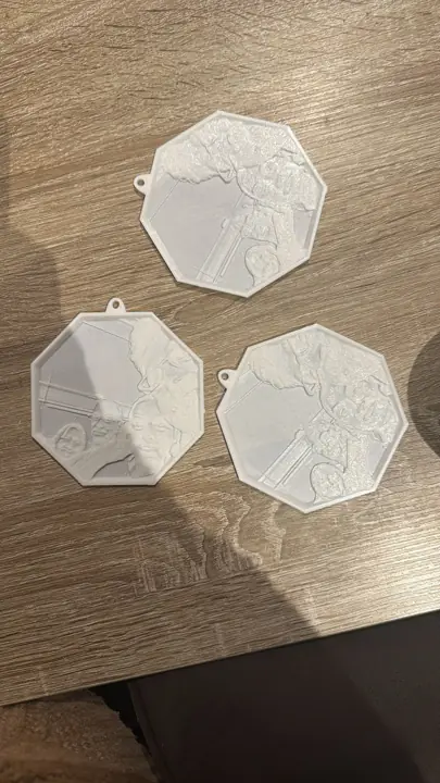 Lithophanes en forme d’octogone pour le sapin de Noël